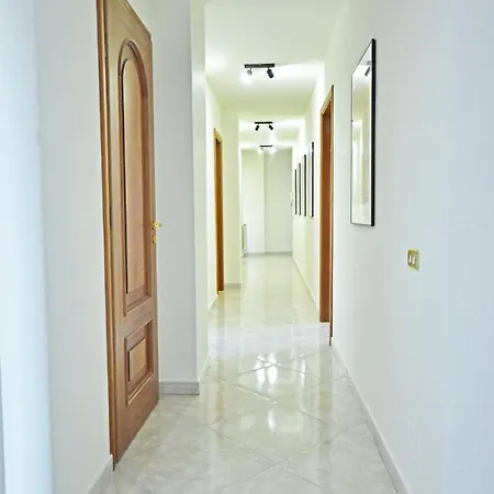 Maria Apartment *
